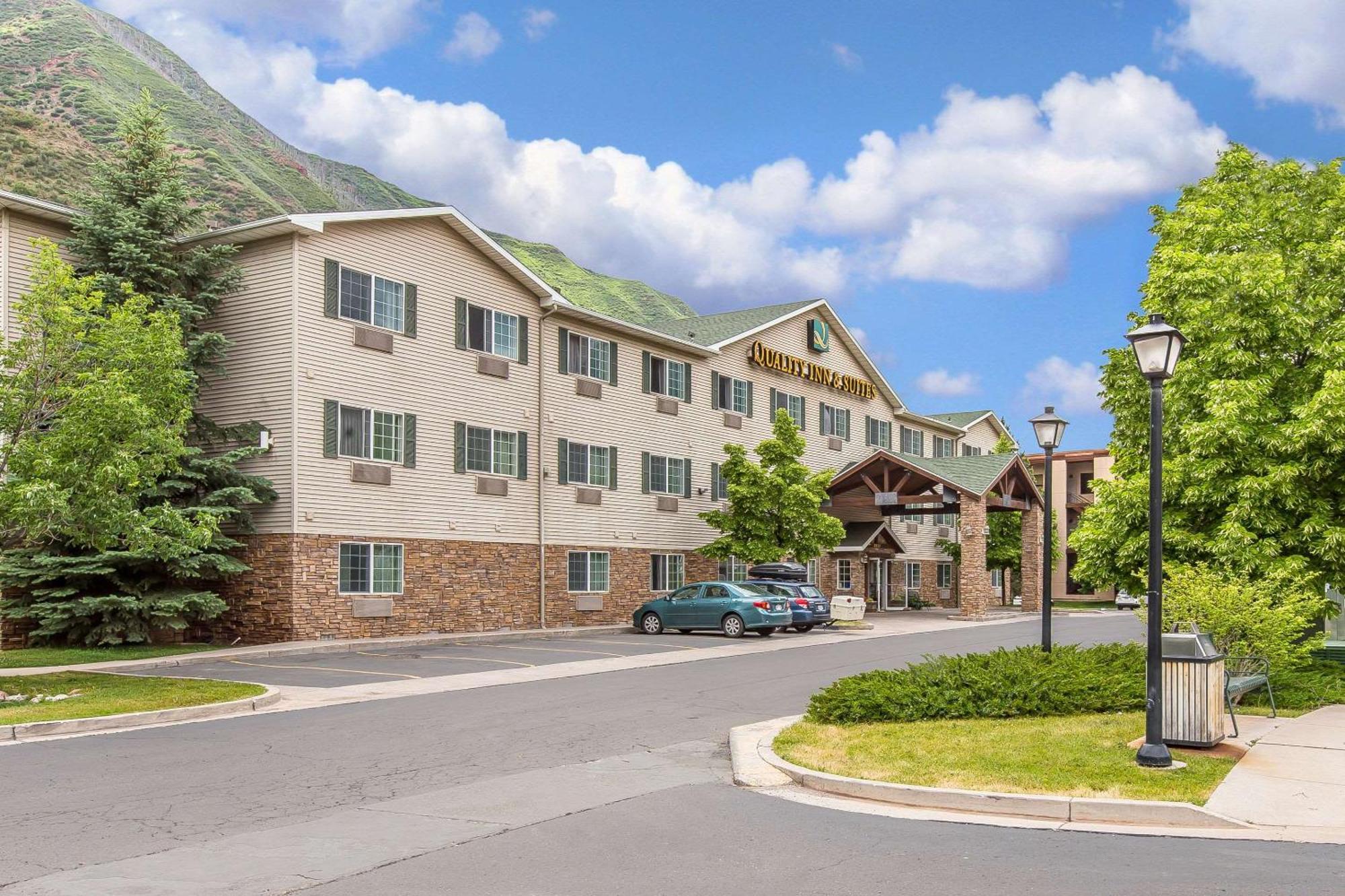 Quality Inn & Suites On The River Glenwood Springs Eksteriør billede